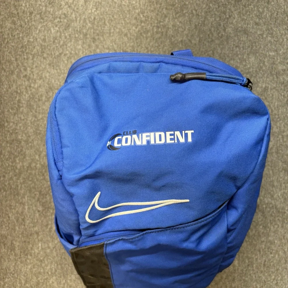 Nike excellent preowned